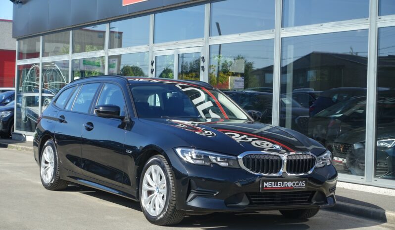 BMW 320 E TOURING HYBRIDE RECHARGEABLE 204 CH complet