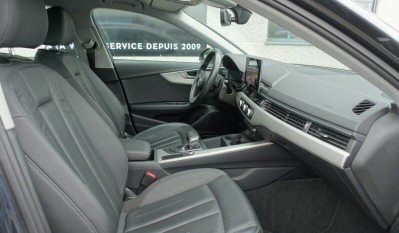AUDI A4 AVANT 30 TDI MHEV S-TRONIC complet