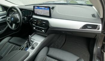BMW 520 E HYBRIDE RECHARGEABLE 204 CH complet