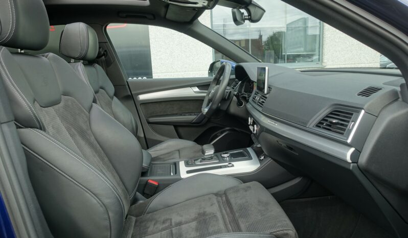AUDI Q5 55 TFSI E 367 CH QUATTRO S-TRONIC HYBRIDE RECHARGEABLE S-LINE complet