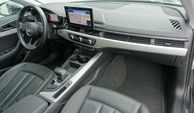 AUDI A4 AVANT 30 TDI MHEV S-TRONIC complet