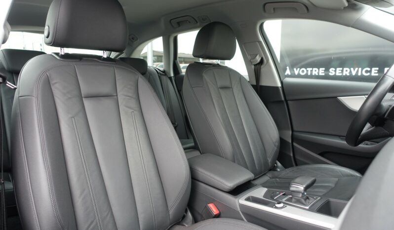 AUDI A4 AVANT 30 TDI MHEV S-TRONIC complet