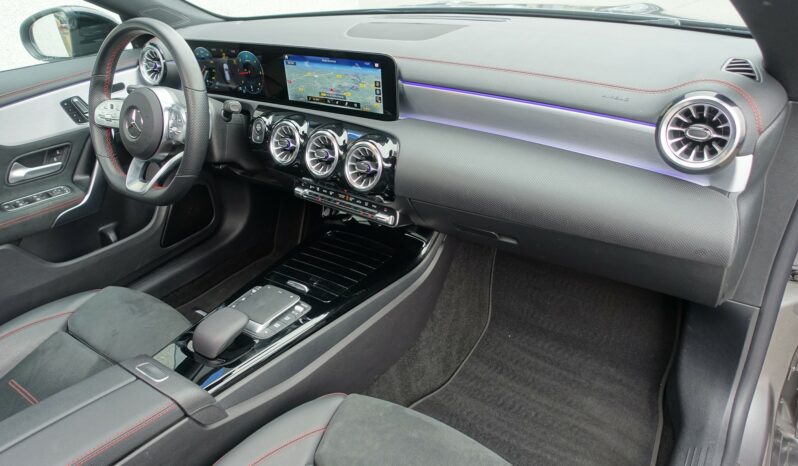 MERCEDES CLASSE CLA 200D SHOOTING BRAKE 150 CH AMG-LINE complet
