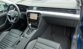 VOLKSWAGEN PASSAT SW 218 CH GTE HYBRIDE RECHARGEABLE DSG complet
