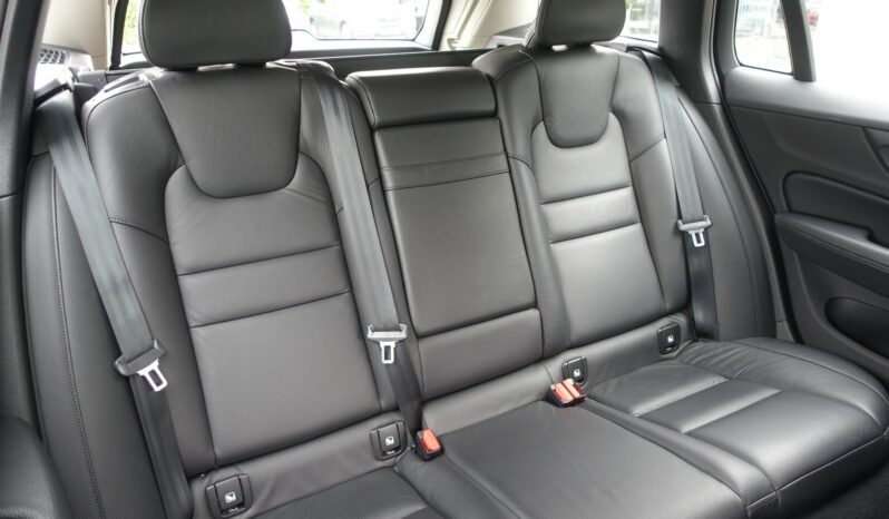 VOLVO V 60 D3 2.0 L GEARTRONIC 150CH  MOMENTUM complet