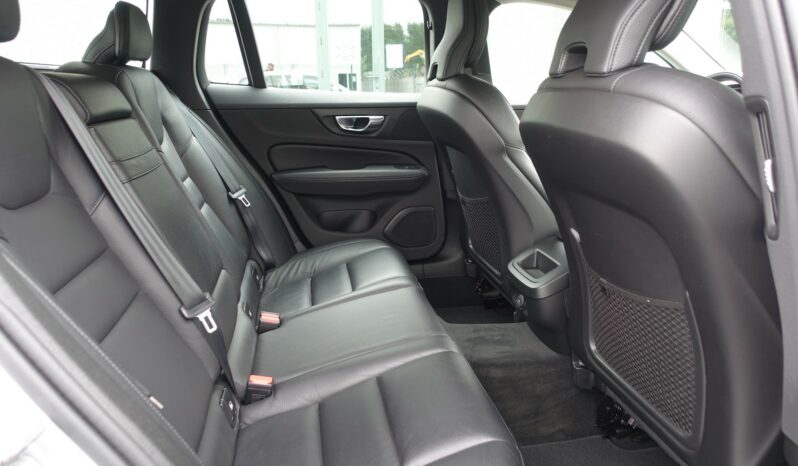 VOLVO V 60 D3 2.0 L GEARTRONIC 150CH  MOMENTUM complet