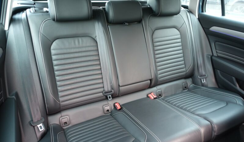 VOLKSWAGEN PASSAT SW 218 CH GTE HYBRIDE RECHARGEABLE DSG complet