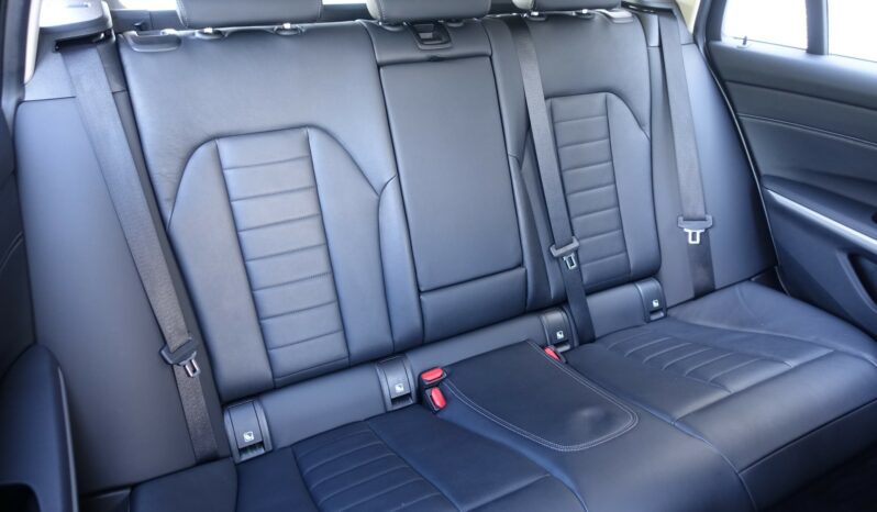 BMW 320 E TOURING HYBRIDE RECHARGEABLE 204 CH complet