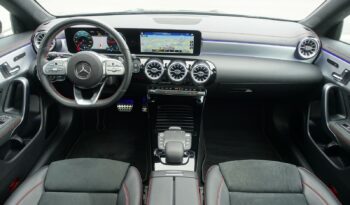 MERCEDES CLASSE CLA 200D SHOOTING BRAKE 150 CH AMG-LINE complet