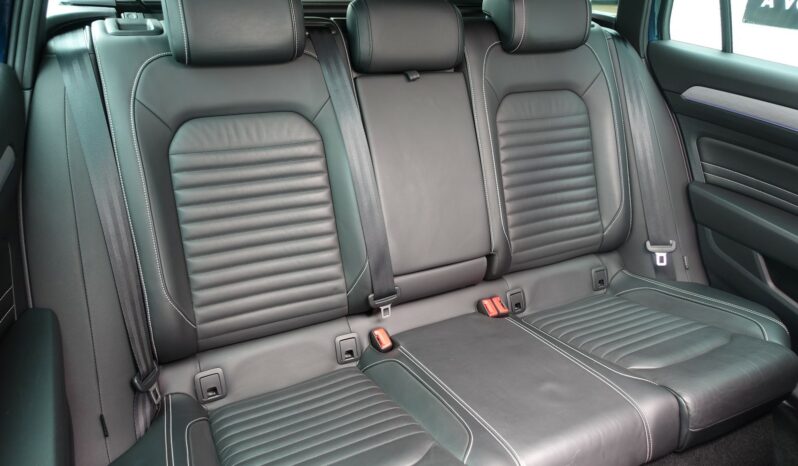 VOLKSWAGEN PASSAT SW 218 CH GTE HYBRIDE RECHARGEABLE DSG complet