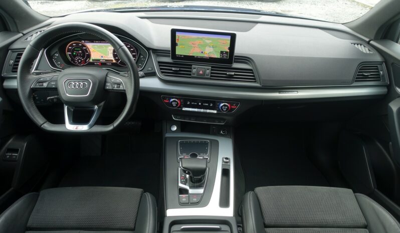 AUDI Q5 55 TFSI E 367 CH QUATTRO S-TRONIC HYBRIDE RECHARGEABLE S-LINE complet