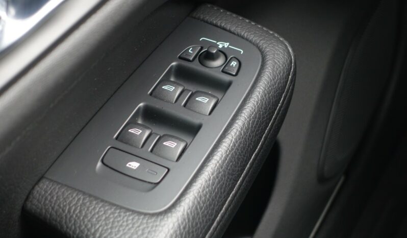 VOLVO V 60 D3 2.0 L GEARTRONIC 150CH  MOMENTUM complet