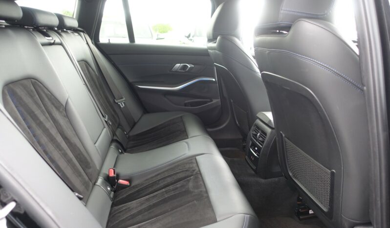 BMW 330 EA TOURING HYBRIDE RECHARGEABLE 292 CH PACK M complet