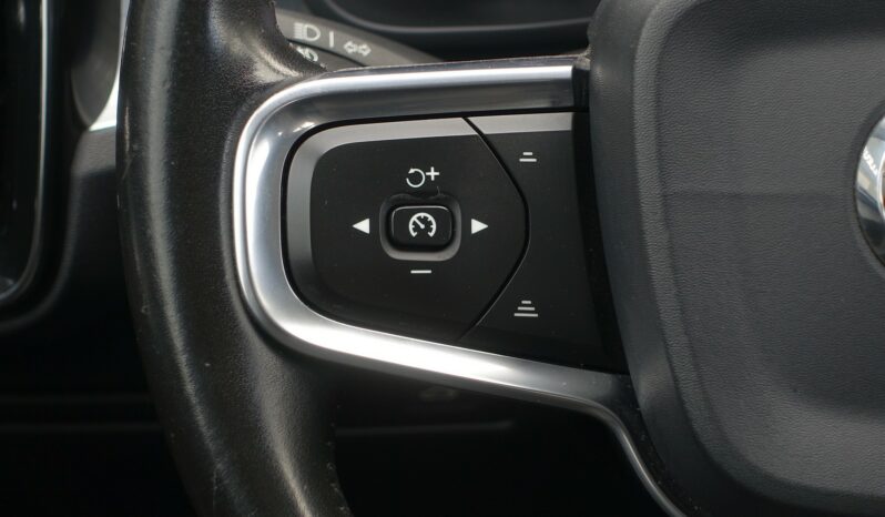 VOLVO XC 40 D3 2.0 L GEARTRONIC 150CH MOMENTUM complet