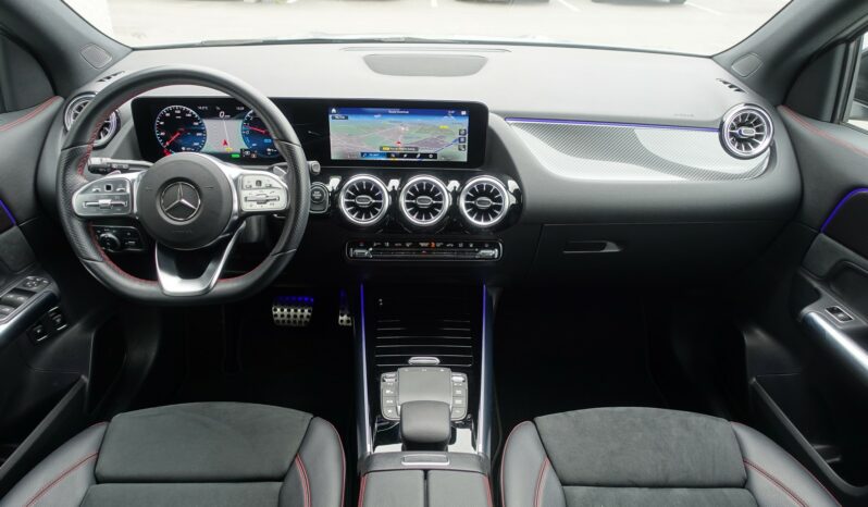 MERCEDES CLASSE GLA 250 E HYBRIDE RECHARGEABLE 262 CH AMG-LINE complet
