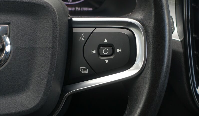 VOLVO XC 40 D3 2.0 L GEARTRONIC 150CH MOMENTUM complet