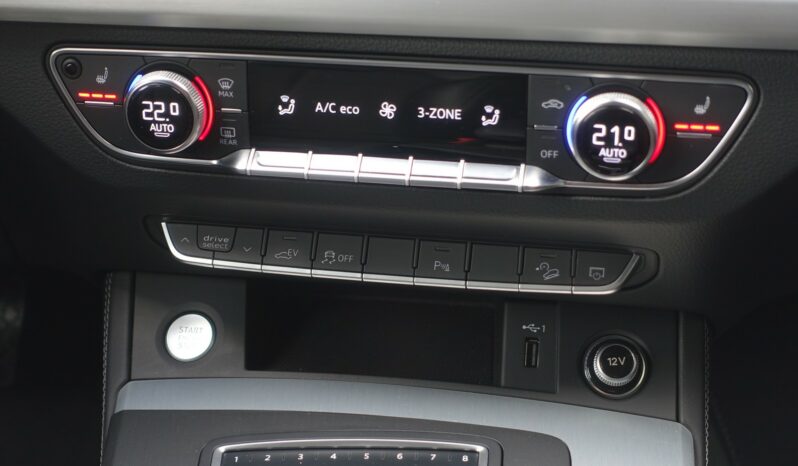 AUDI Q5 55 TFSI E 367 CH QUATTRO S-TRONIC HYBRIDE RECHARGEABLE S-LINE complet