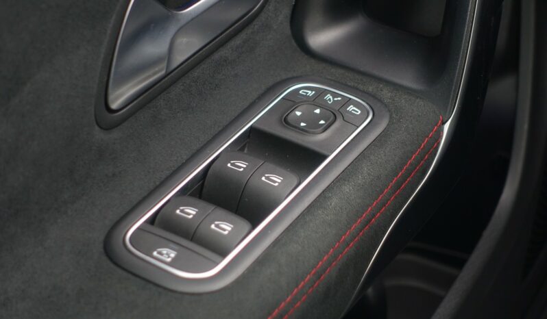 MERCEDES CLASSE CLA 200D SHOOTING BRAKE 150 CH AMG-LINE complet