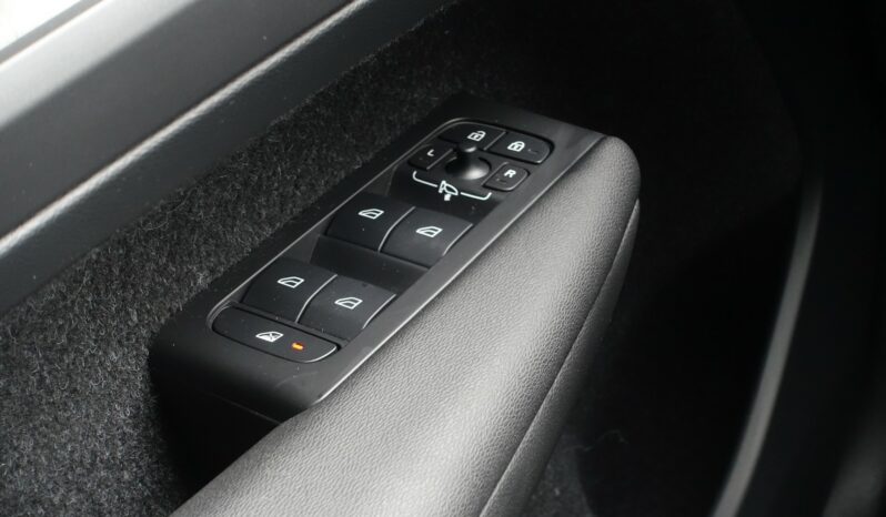 VOLVO XC 40 D3 2.0 L 150CH  INSCRIPTION complet