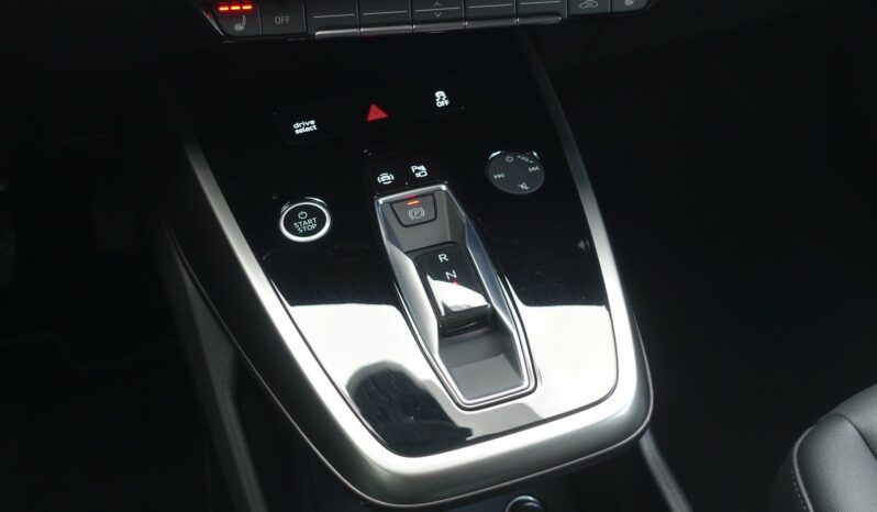 AUDI Q4 40 E-TRON S-TRONIC 204 CH complet