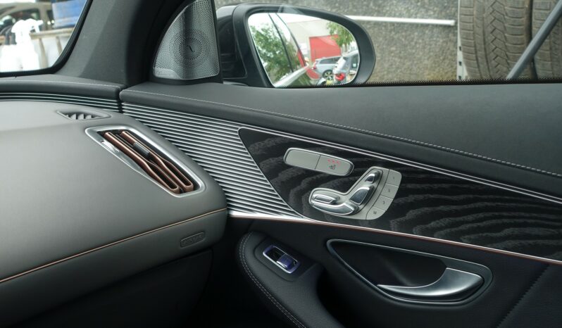 MERCEDES CLASSE EQC 400 4 MATIC AMG LINE 408CH complet