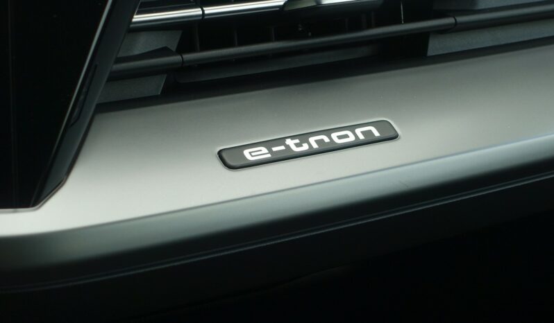 AUDI Q4 40 E-TRON S-TRONIC 204 CH complet