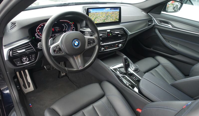 BMW 530 E HYBRIDE RECHARGEABLE  PACK M complet
