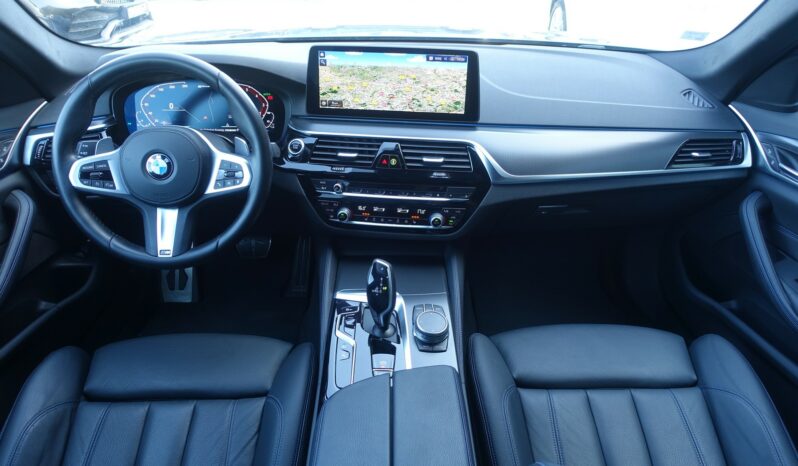 BMW 530 E HYBRIDE RECHARGEABLE 184 CH + 80 KW  PACK M complet