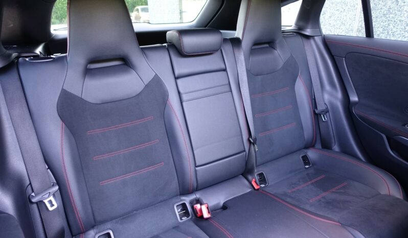 MERCEDES CLA 250 E 8G-DCT SHOOTING BRAKE 218 CH HYBRIDE RECHARGEABLE  AMG-LINE complet