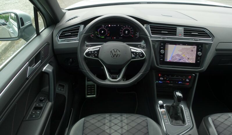VOLKSWAGEN TIGUAN 245 CH E HYBRIDE RECHARGEABLE R-LINE complet