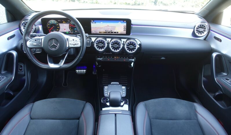 MERCEDES CLA 250 E 8G-DCT SHOOTING BRAKE 218 CH HYBRIDE RECHARGEABLE  AMG-LINE complet