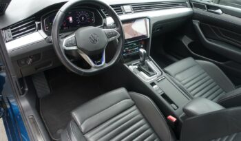 VOLKSWAGEN PASSAT SW 218 CH GTE HYBRIDE RECHARGEABLE DSG complet