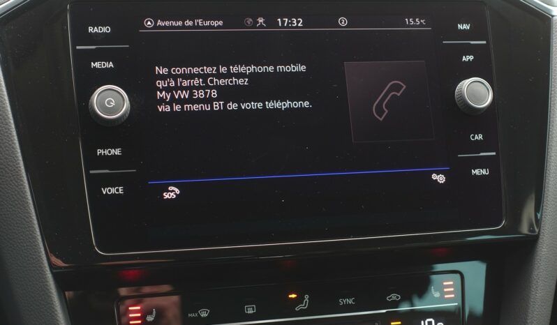 VOLKSWAGEN PASSAT SW 218 CH GTE HYBRIDE RECHARGEABLE DSG complet