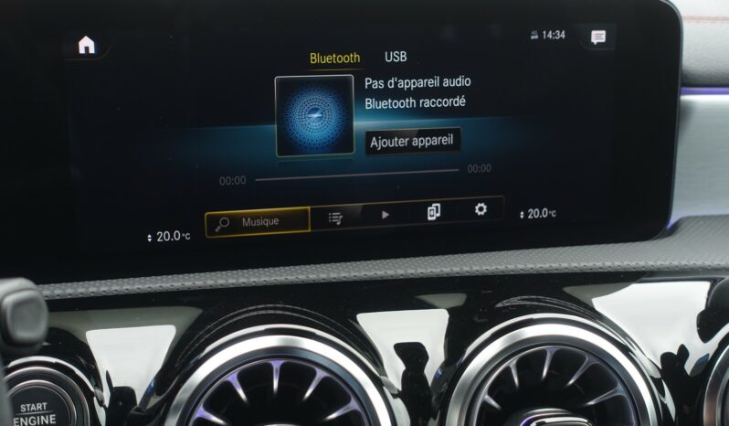MERCEDES CLASSE CLA 200D SHOOTING BRAKE 150 CH AMG-LINE complet