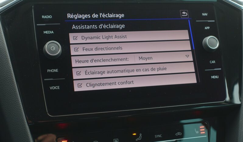 VOLKSWAGEN PASSAT SW 218 CH GTE HYBRIDE RECHARGEABLE DSG complet