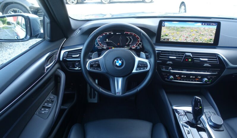 BMW 530 E HYBRIDE RECHARGEABLE 184 CH + 80 KW  PACK M complet