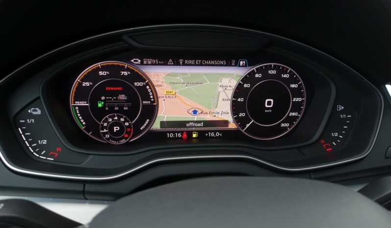 AUDI Q5 55 TFSI E 367 CH QUATTRO S-TRONIC HYBRIDE RECHARGEABLE S-LINE complet