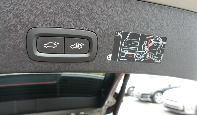 VOLVO XC 40 D3 2.0 L 150CH  INSCRIPTION complet