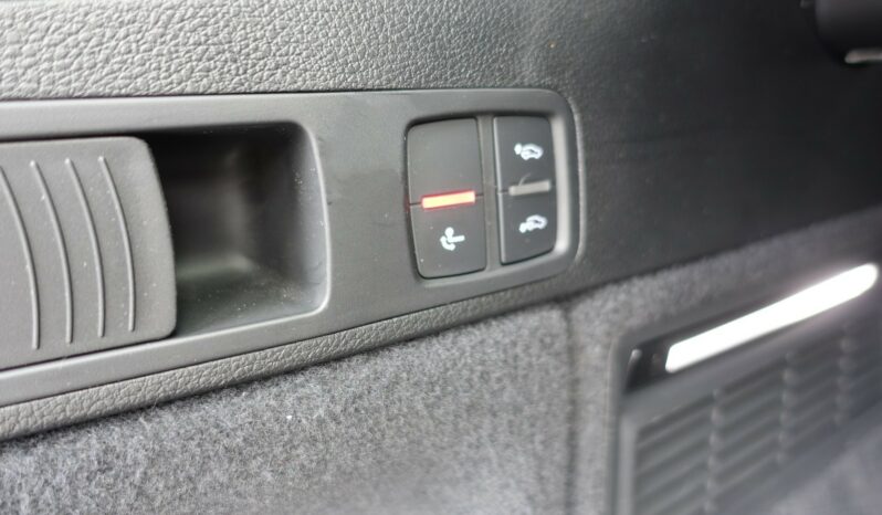 AUDI Q5 55 TFSI E 367 CH QUATTRO S-TRONIC HYBRIDE RECHARGEABLE S-LINE complet