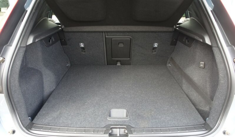 VOLVO XC 40 D3 2.0 L GEARTRONIC 150CH MOMENTUM complet