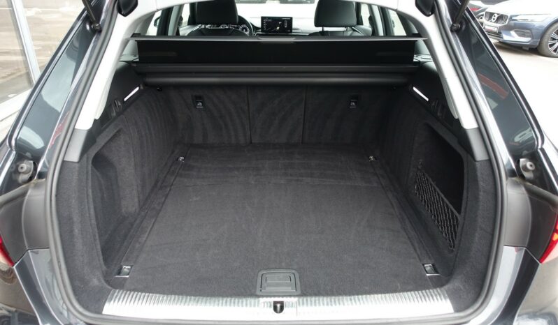 AUDI A4 AVANT 30 TDI MHEV S-TRONIC complet
