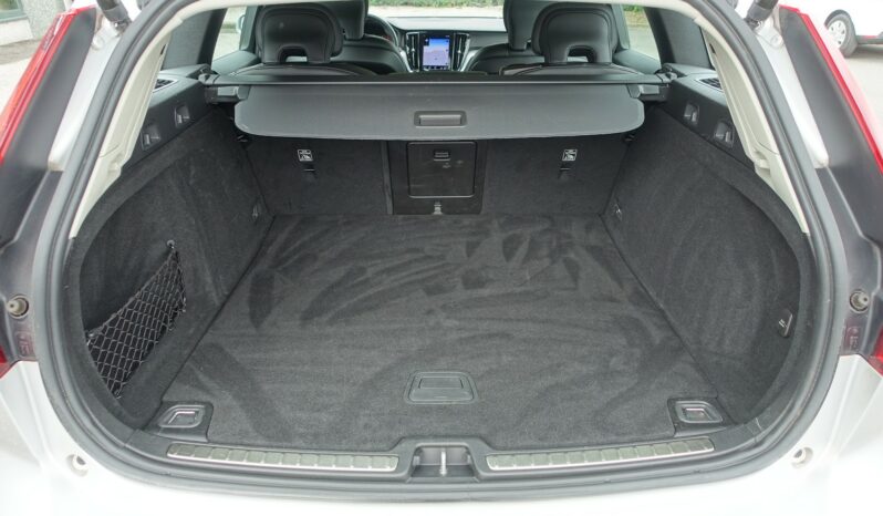 VOLVO V 60 D3 2.0 L GEARTRONIC 150CH  MOMENTUM complet