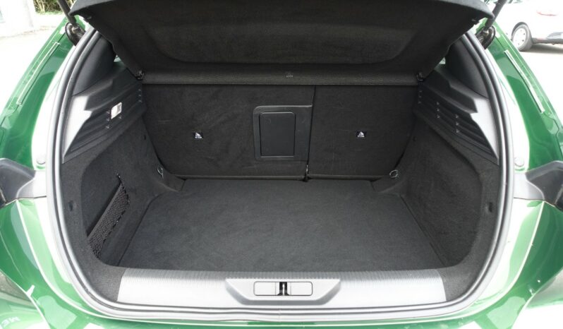PEUGEOT 308 1.5L HDI 130 CH EAT8  PACK GT complet