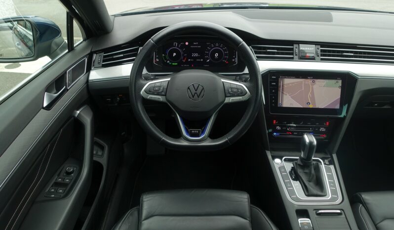 VOLKSWAGEN PASSAT SW 218 CH GTE HYBRIDE RECHARGEABLE DSG complet