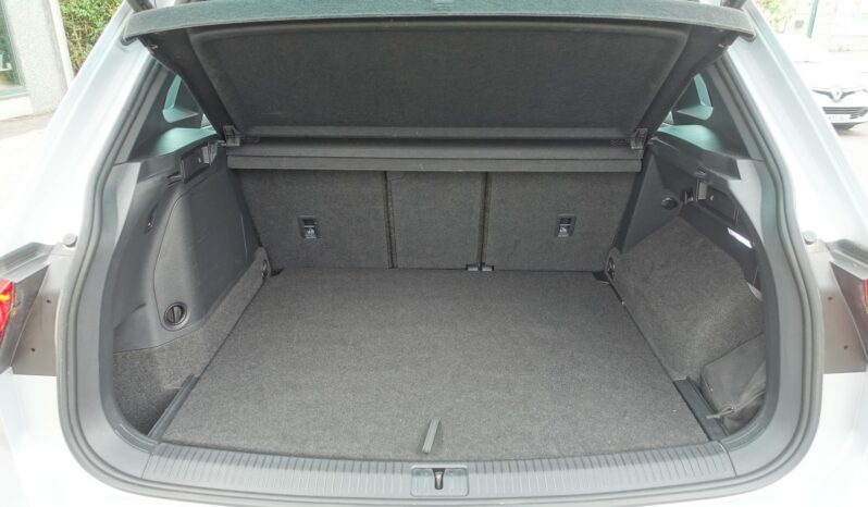 VOLKSWAGEN TIGUAN 245 CH E HYBRIDE RECHARGEABLE R-LINE complet