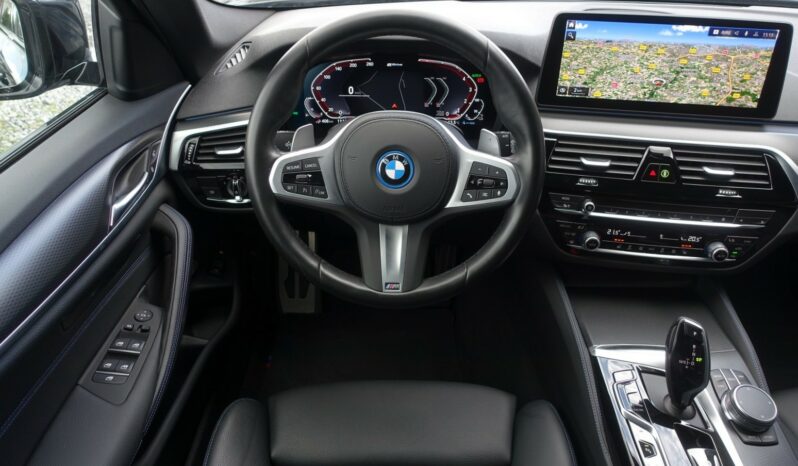 BMW 530 E HYBRIDE RECHARGEABLE  PACK M complet