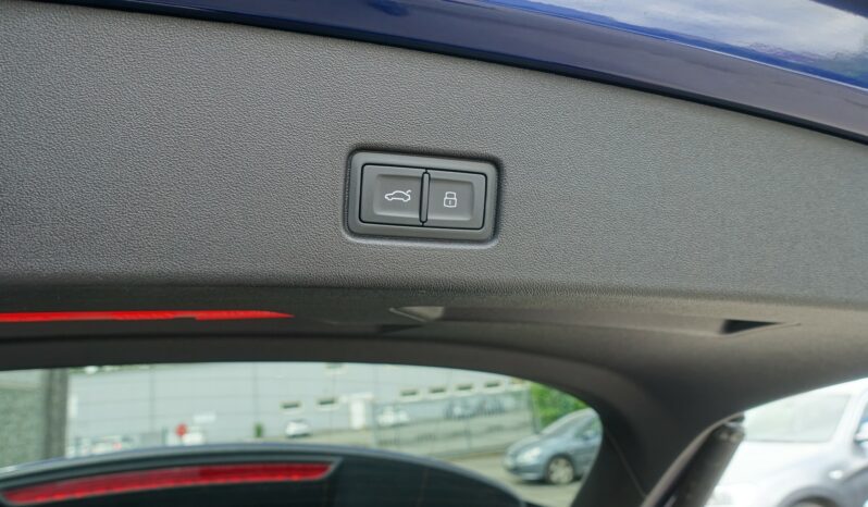 AUDI Q4 40 E-TRON S-TRONIC 204 CH complet