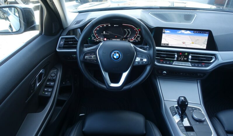 BMW 330 EA TOURING HYBRIDE RECHARGEABLE 292 CH BVA complet