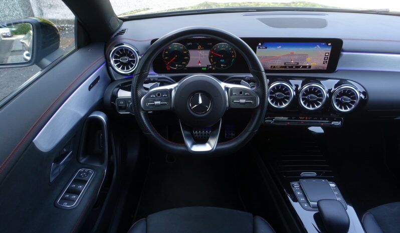MERCEDES CLA 250 E 8G-DCT SHOOTING BRAKE 218 CH HYBRIDE RECHARGEABLE  AMG-LINE complet