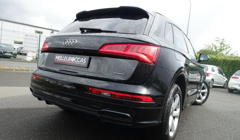 AUDI Q5 40 TDI QUATTRO 190 CH S-TRONIC S-LINE complet
